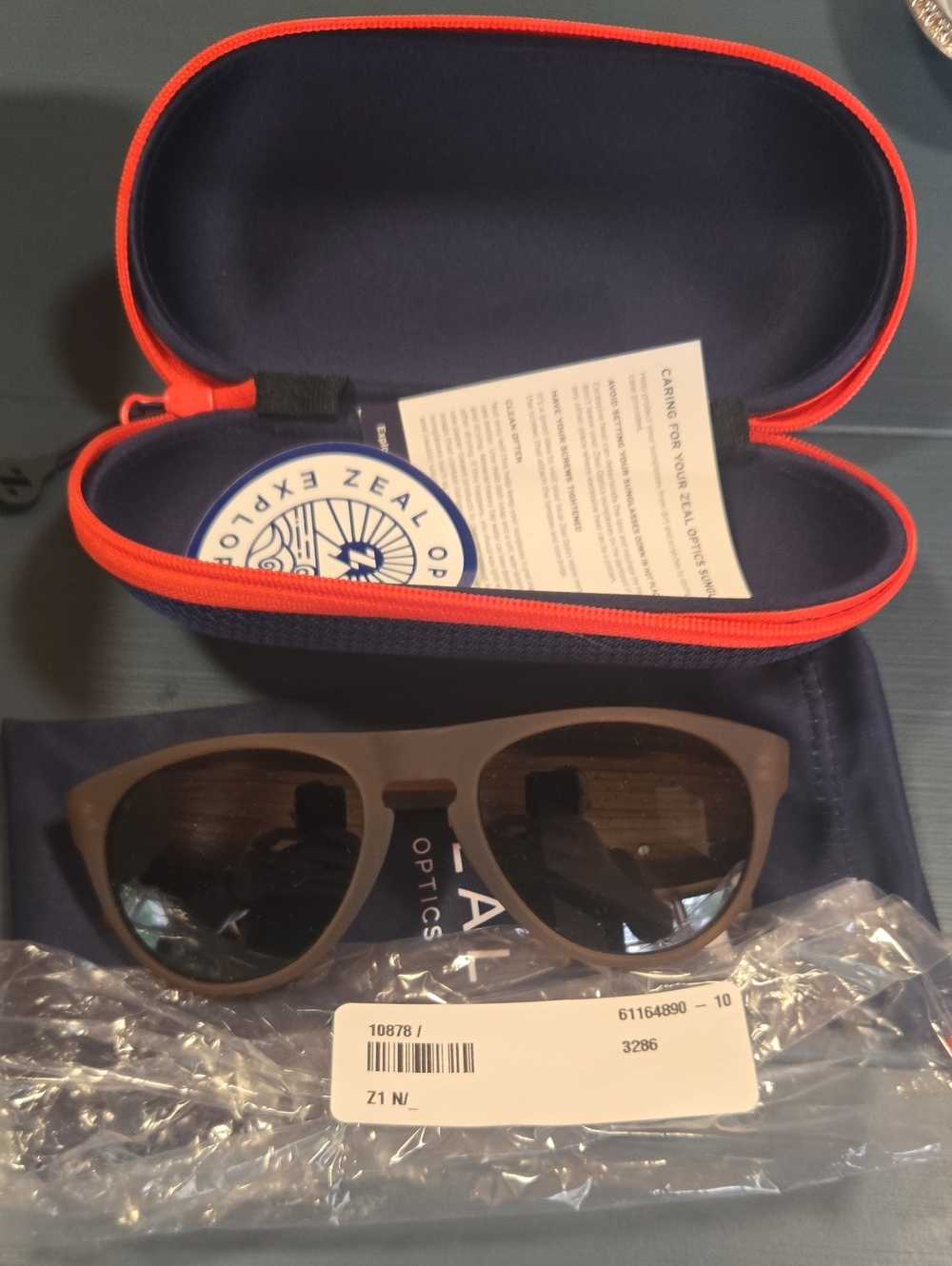 Zeal Optics Men's Brown Polarized Sunglasses Memphis.